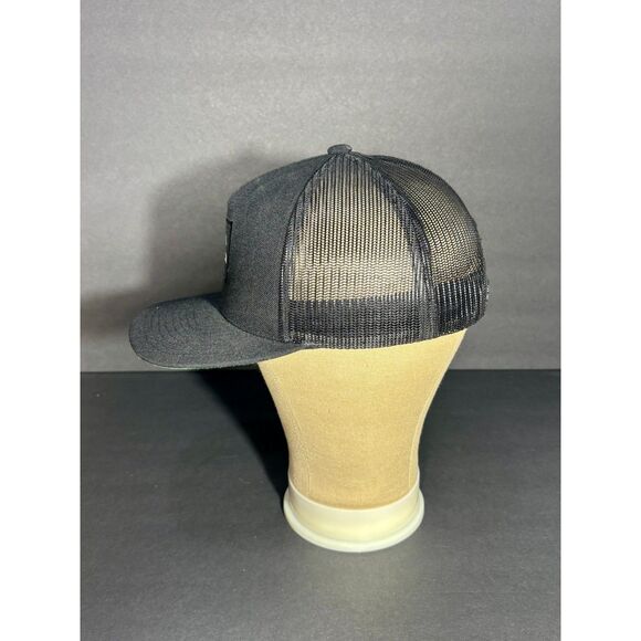 RVCA Mesh Back Trucker Hat Snapback Adjustable Black One Size Surf Skate Cap - Picture 2 of 5